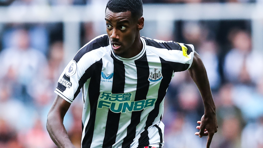 NEWCASTLE UPON TYNE, ENGLAND - SEPTEMBER 03: Alexander Isak of Newcastle United in action during the Premier League match between Newcastle United and Crystal Palace at St. James Park on September 03, 2022 in Newcastle upon Tyne, England. (Photo by Jan Kruger/Getty Images)